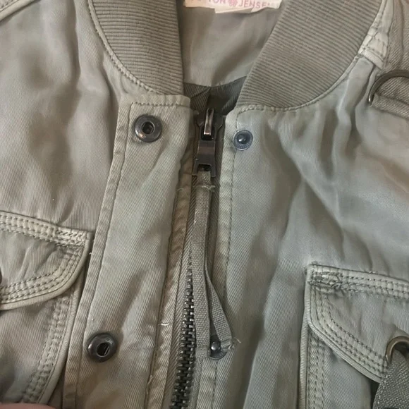 Olive Green Women's Bomber Jacket - Picture 12 of 16